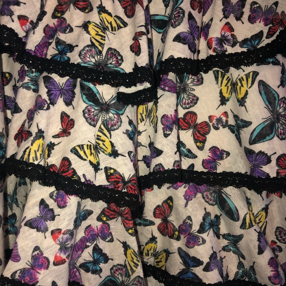 Butterfly Ruffle Tank Top - Picture 2 of 3